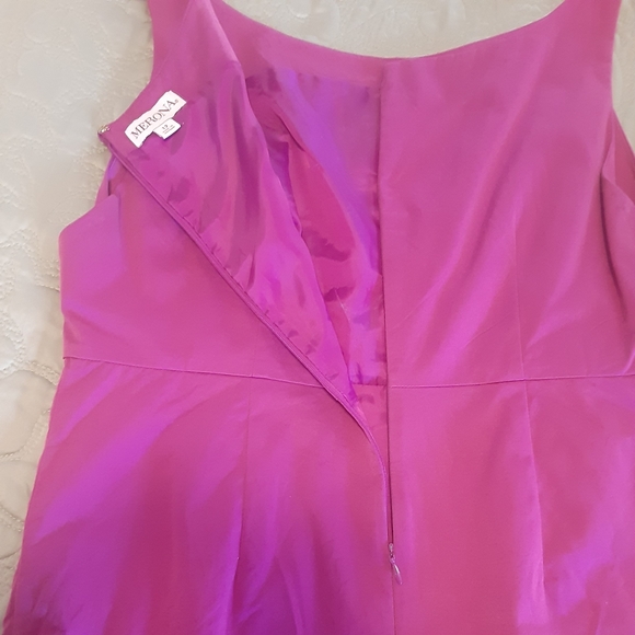 Dress. - Picture 4 of 5